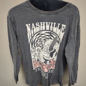 Social Culture Size XL Nashville Tennessee Music City Guitar Long Sleeve T-shirt
